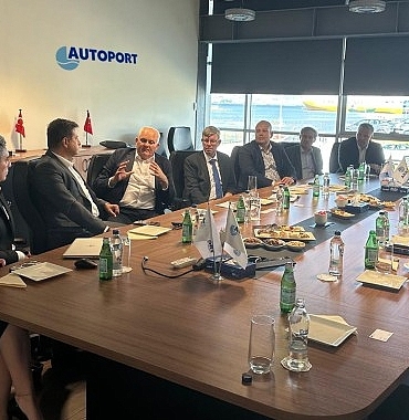 litvanya-liman-hizmetleri-sirketleri-derneginden-autoporta-ziyaret.jpg