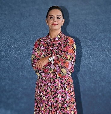 longines-primaluna-koleksiyonunu-buyuleyici-bir-dolunay-davetiyle-tanitti.jpg