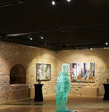 sanat-ve-zarafetin-bulusmasi-birbirine-karsilik-gelen-isaretler-sergisi-lale-muzesinde-acildi.jpg