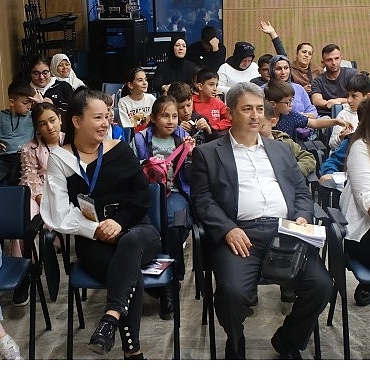 yazar-ikiz-kardesler-kocaeli-kitap-fuarina-renk-katti-kitap-yazmak-isteyenler-cok-okusun.jpg