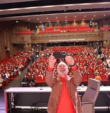 yenisehirlioglu-insanin-ihyasi-icin-bilgi-sart.jpg