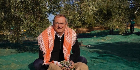 “Yerin Altının Değil, Üstünün Daha Kıymetli Olduğuna İnanıyorum” diyen Başkan Mesut Ergin: “Zeytinyağı Ayvalık’ın Vazgeçilmez Bir Kültürüdür”