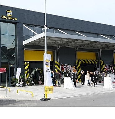 auto-king-sakaryadaki-yeni-bayisiyle-hizmet-agini-genisletiyor.jpg