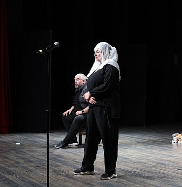 aydin-buyuksehir-belediyesi-sehir-tiyatrolarinda-yeni-sezon-basladi.jpg