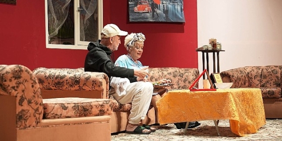 “Babam Geri Döndü” tiyatro oyunu Keçiören’de büyük ilgi gördü