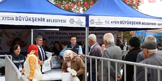 Başkan Çerçioğlu, Ata Tohumlarından Üretilen Fideleri Karacasu’da Vatandaşlarla Buluşturdu
