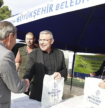 baskan-cercioglu-ata-tohumlarindan-uretilen-fideleri-koskte-vatandaslarla-bulusturdu.jpg