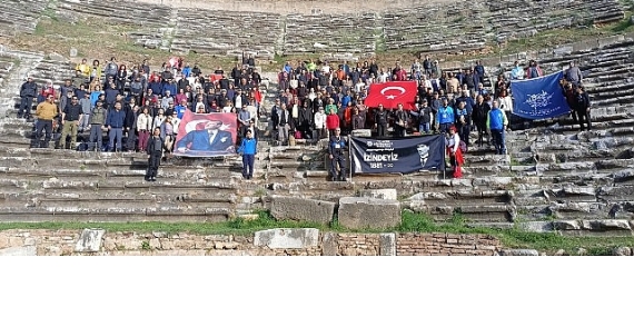 Başkan Çerçioğlu, Ata’ya Saygı Doğa Yürüyüşü Etkinliği Düzenledi