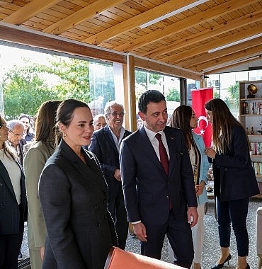 bayraklida-bahar-evi-kapilarini-acti.jpg