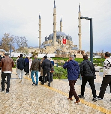 bayrampasali-ogretmenler-edirnede.jpg