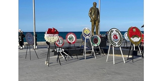 Edremit Heyeti KKTC’nin 42. Kuruluş Yıldönümü Kutlamalarına Katıldı