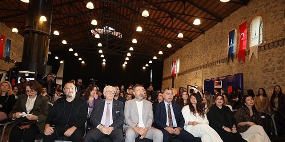 EİB Moda Tasarım Yarışması’nda 20. Yıl Coşkusu