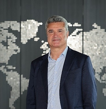 ey-2025-kuresel-gelirini-532-milyar-dolar-olarak-acikladi.jpg