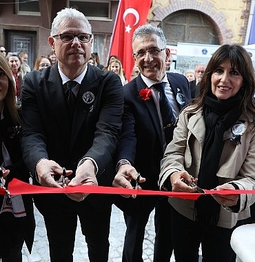 haremden-cumhuriyete-sergisi-acildi.jpg