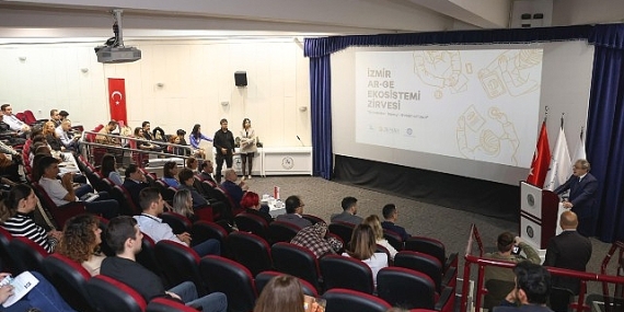 “İzmir’i teknolojiyi ihraç eden bir kente dönüştürmek için çalışıyoruz”