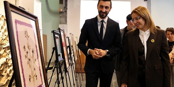 “Kağıtta Açan Çiçekler” sanatseverleri bekliyor