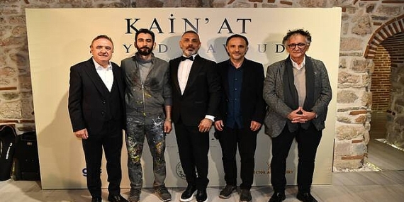 ‘Kain’at’ Sergisinin Açılış Galası Tarihi Hamamda Gerçekleşti