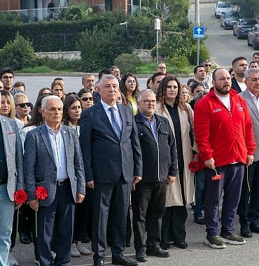 karaoglan-19-yilinda-guzelbahcede-anildi.jpg