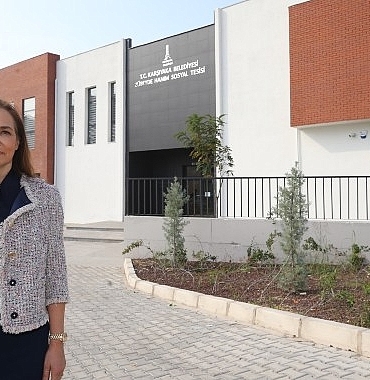 karsiyaka-belediyesinden-ornek-yatirim-zubeyde-hanim-sosyal-tesisi-aciliyor.jpg