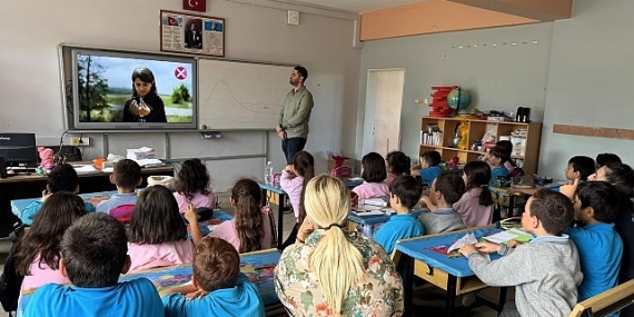 Kocaeli’de atıklar sanata dönüştü