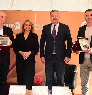 osmangazi-kitap-fuari-zengin-icerigiyle-suruyor.jpg