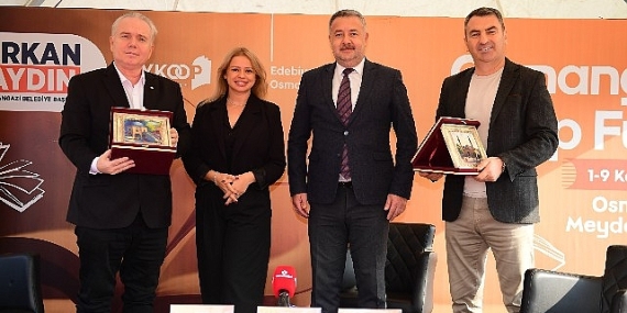 Osmangazi Kitap Fuarı Zengin İçeriğiyle Sürüyor
