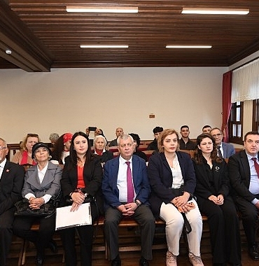 osmangazide-nutukun-isiginda-cumhuriyet-konusuldu.jpg