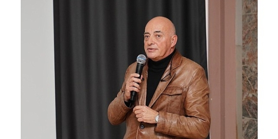 Özgültekin; “Ayvalık, Ege’nin ilk “Karbon Nötr” turizm destinasyonu olabilir.”