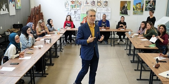 Ressam Cemal Toy, renklerin şifasını Kocaeli’ye taşıdı