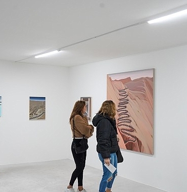 rotamiz-sanat-cagdas-sanata-acilan-kapi-oldu.jpg