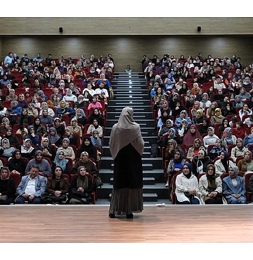 saliha-erdim-aile-ici-iletisimin-sifrelerini-anlatti.jpg