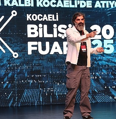 yapay-zeka-caginda-kritik-basliklar-ele-alindi.jpg