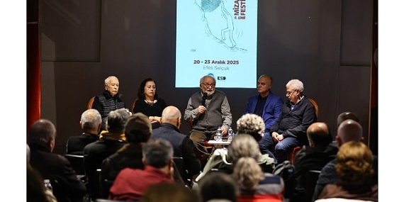 9. İzmir Mizah Festivali’nde Sinema Keyfi: “Bak Postacı Geliyor” Efes Selçuk’tan tam not aldı