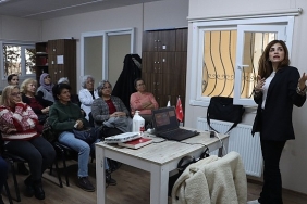 altin-yillar-yasam-merkezinde-birlikte-guzel-yas-almak-semineri.jpg