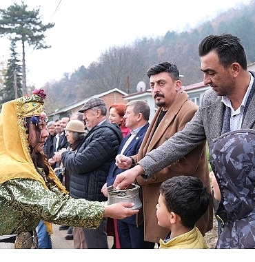 anadolunun-kadim-gelenekleri-inegolde-yasatiliyor.jpg