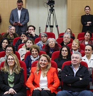 bakirkoy-muhabbetine-ragip-savas-konuk-oldu.jpg