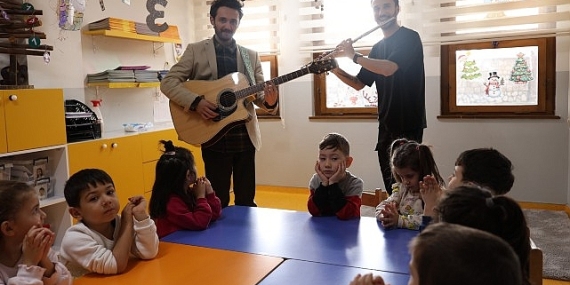 Başkan Çerçoğlu ile Çocuklar Notaların Renkleriyle Tanıştı
