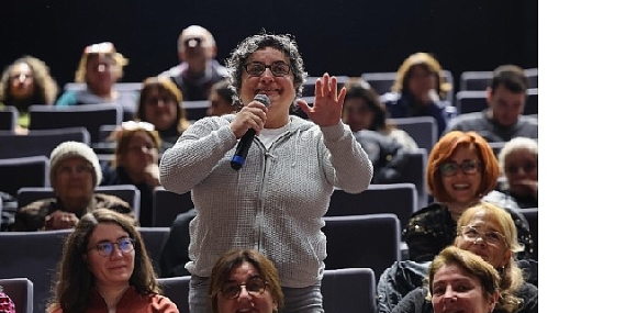 Başkan Köymen, Maltepeli kadınların yazıp yönettikleri kısa film ve belgeseli izledi