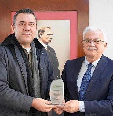 burhaniye-belediyesinden-yerel-uretime-tam-destek.jpg