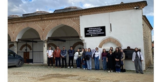 Büyükşehir’den üniversite öğrencilerine Tire gezisi
