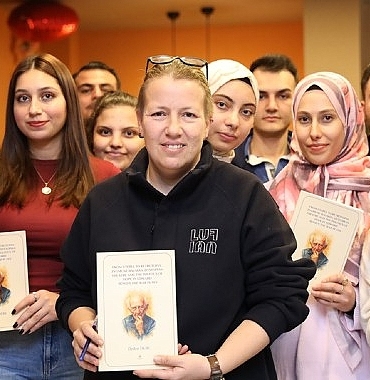 dr-ozden-dereden-yeni-kitap-from-utopia-to-retrotopia.jpg