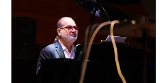 Fatih Erkoç söyledi İzmirliler eşlik etti