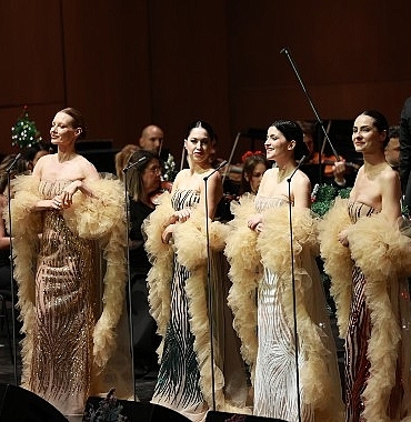 idso-denizbank-konserleri-sef-hasan-niyazi-tura-ve-le-div4s-ile-yilin-finalini-yapti.jpg