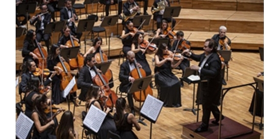 İzmir Oda Orkestrası, unutulmayacak konserlere imza atmaya devam ediyor