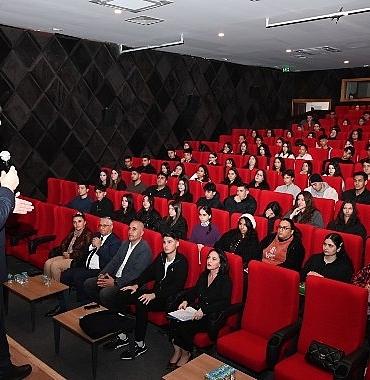 kemerde-ataturk-ve-cumhuriyet-konulu-seminer.jpg