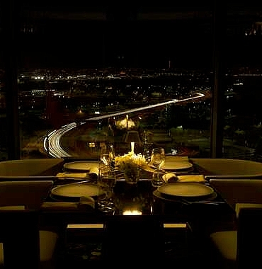 kun-restaurant-yilbasi-gecesine-isiltili-bir-dokunus-katacak.jpg