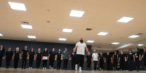 Maltepe’de Halk Oyunları Kursları Yoğun İlgiyle Devam Ediyor