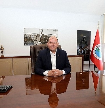menderes-yilbasi-pazari-basliyor.jpg