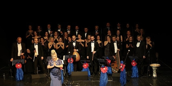 Nilüfer Belediyesi Türk Sanat Müziği Korosu’ndan unutulmaz konser