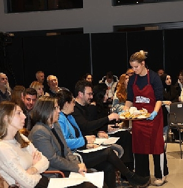 niluferde-yeni-yilin-kokusu-lezzeti-ve-muzigi-konusuldu.jpg